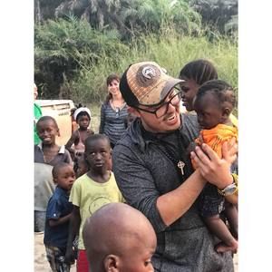 Meet your Posher, Victor